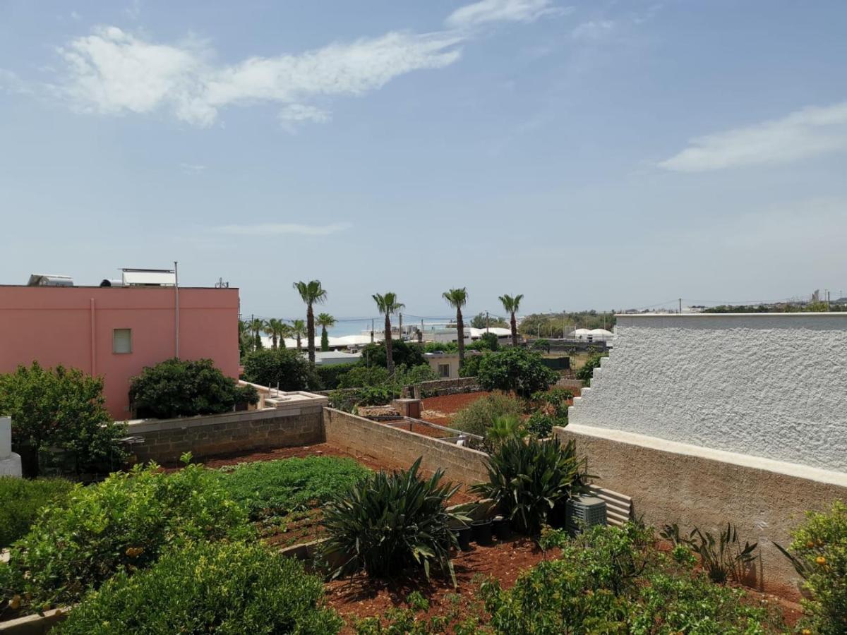 Appartamento Casa Tramonto Vista Mare Marina Di Pescoluse Esterno foto
